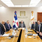 Valdez Albizu recibe a delegación del FMI y destaca perspectivas de crecimiento del país
