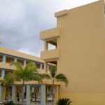 Educación suspende clases este martes en zonas vulnerables de provincias bajo alerta amarilla