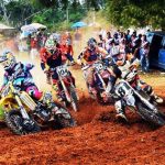 Nogueras y Durán acaparan semifinal motocross en La Vega